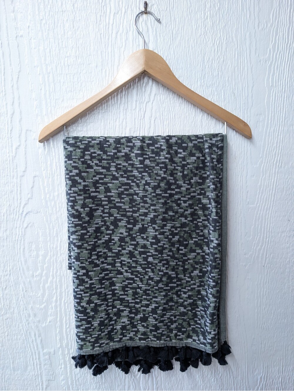 Lululemon Sun To Moon Scarf Wrap 100% Cotton Tassels Versatile Travel Packable